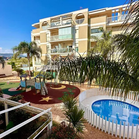Apartment 2 Bedroom In With Pool *