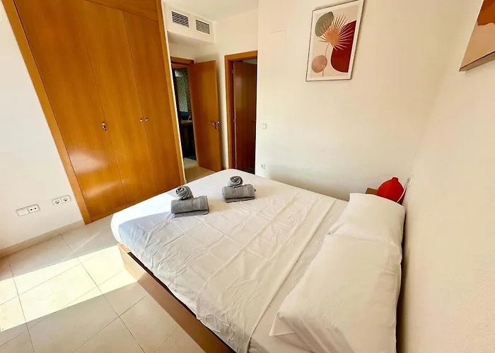 2 Bedroom In With Pool