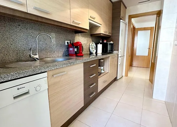 2 Bedroom In With Pool